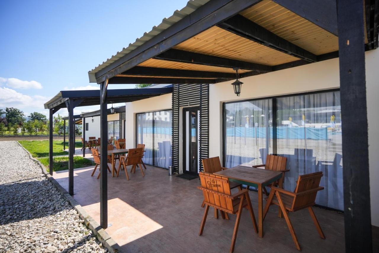 Bungalowuri "Doi Cocosi " Βίλα Horezu Εξωτερικό φωτογραφία