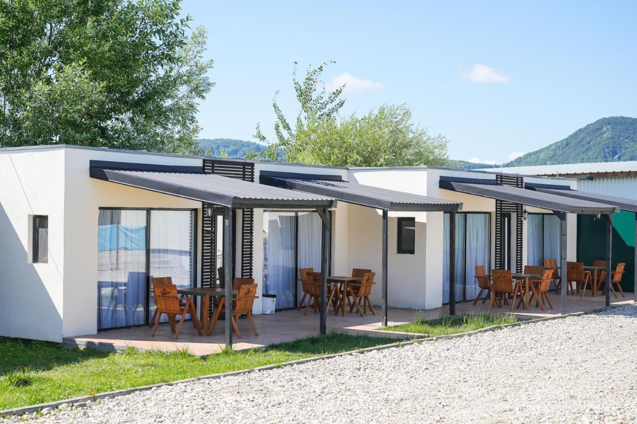 Bungalowuri "Doi Cocosi " Βίλα Horezu Εξωτερικό φωτογραφία
