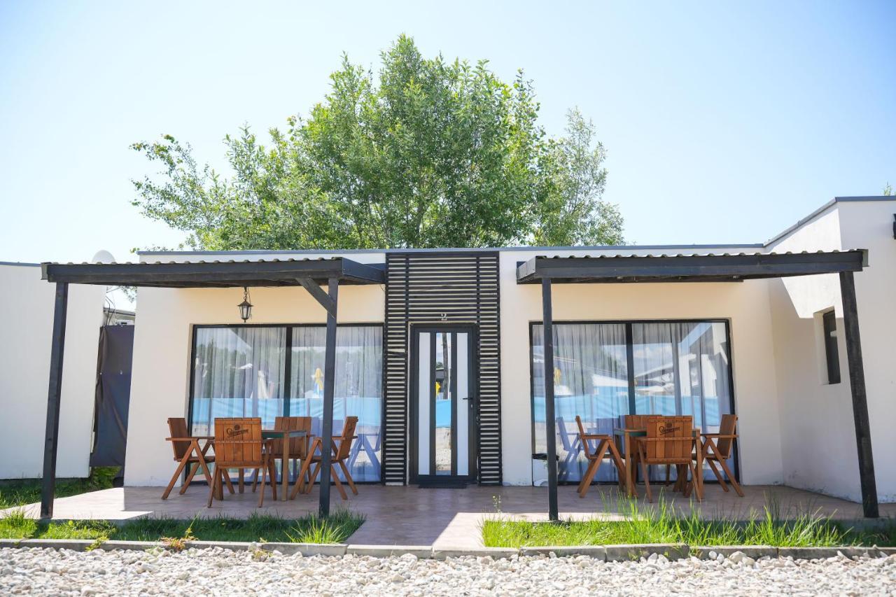 Bungalowuri "Doi Cocosi " Βίλα Horezu Εξωτερικό φωτογραφία
