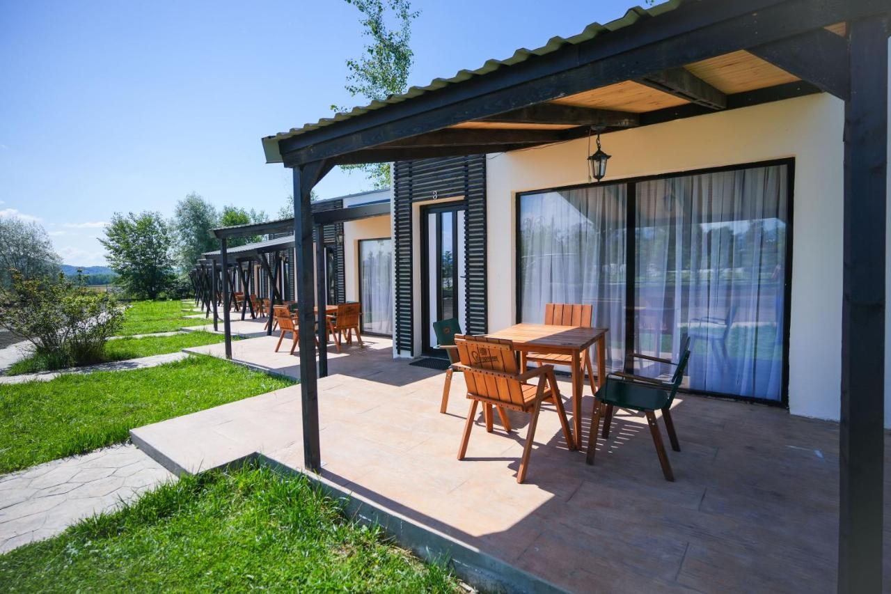 Bungalowuri "Doi Cocosi " Βίλα Horezu Εξωτερικό φωτογραφία