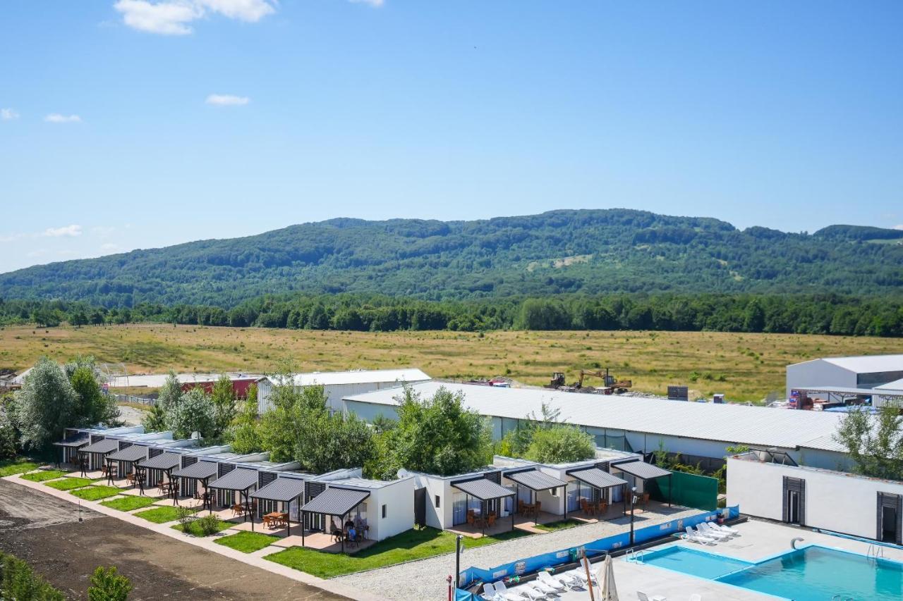 Bungalowuri "Doi Cocosi " Βίλα Horezu Εξωτερικό φωτογραφία