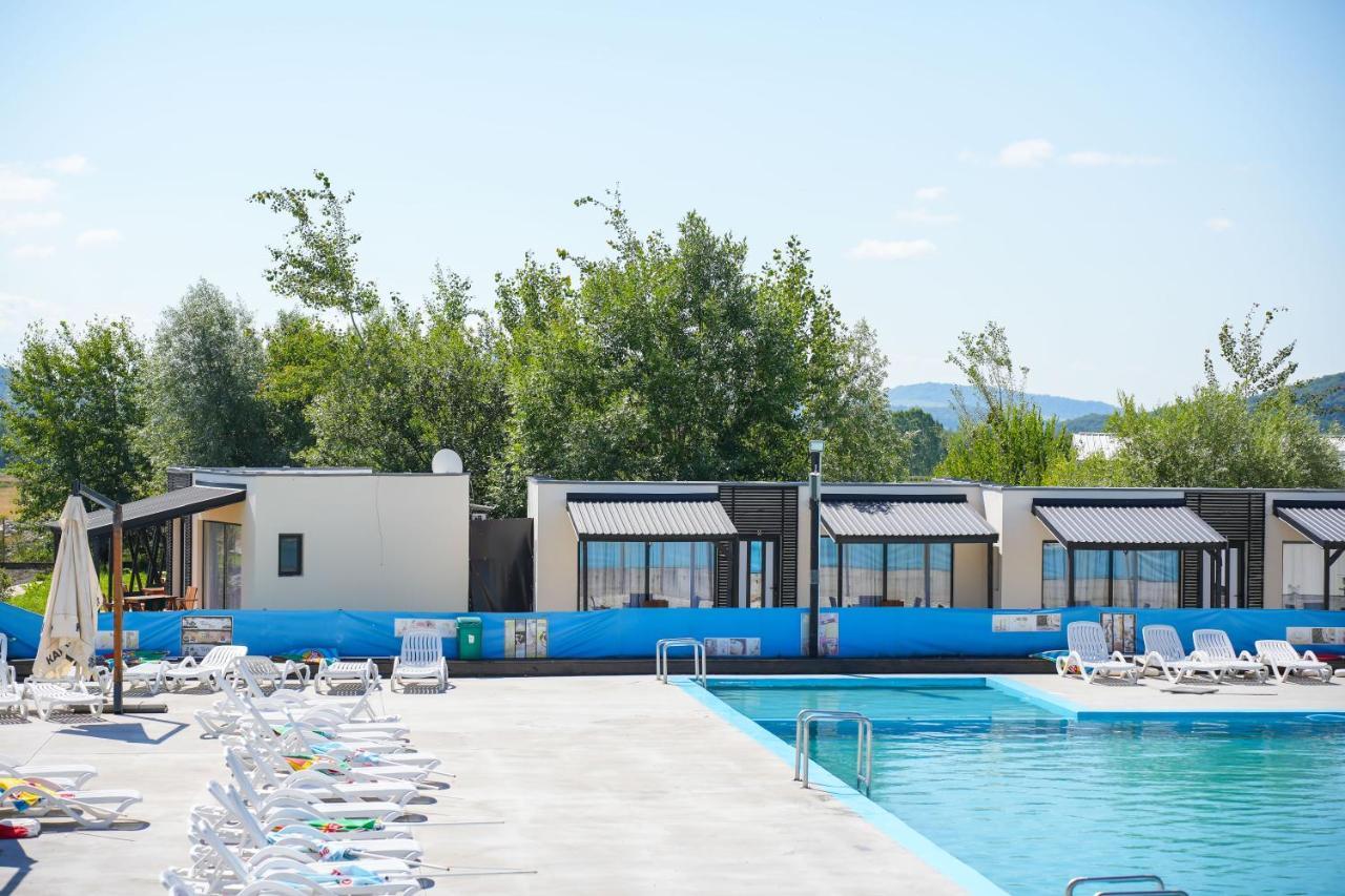 Bungalowuri "Doi Cocosi " Βίλα Horezu Εξωτερικό φωτογραφία