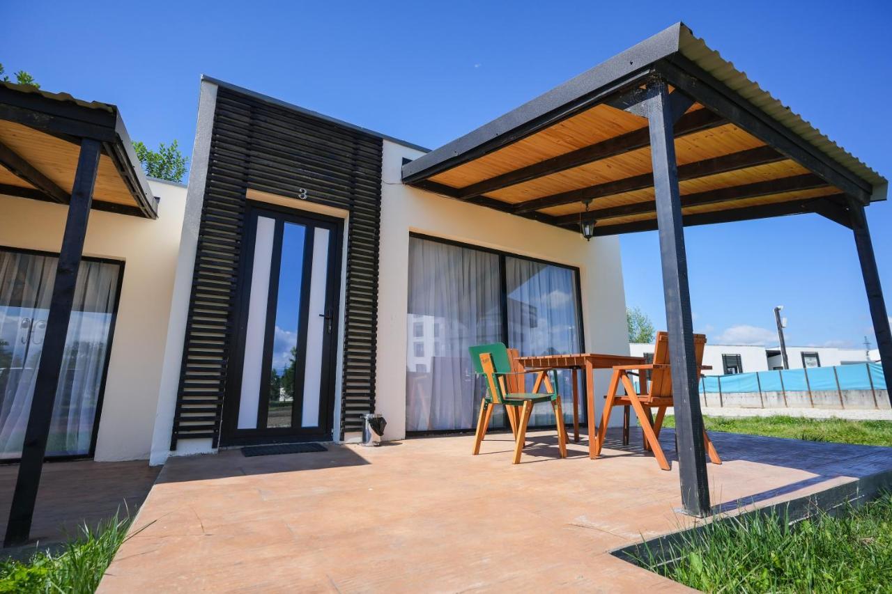 Bungalowuri "Doi Cocosi " Βίλα Horezu Εξωτερικό φωτογραφία
