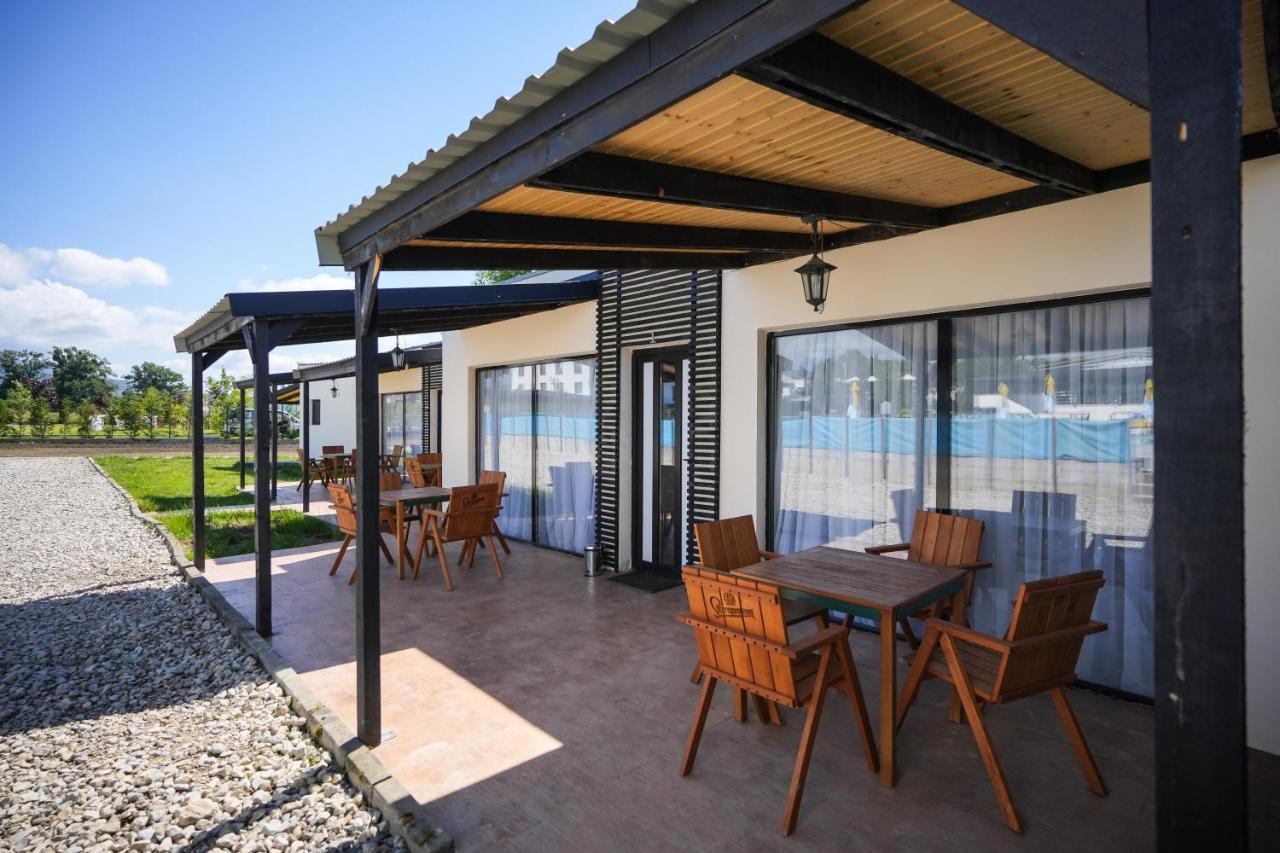 Bungalowuri "Doi Cocosi " Βίλα Horezu Εξωτερικό φωτογραφία
